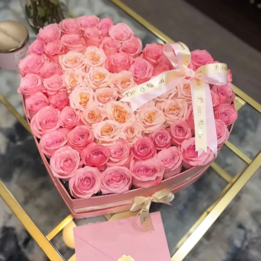 Pink heard - A sophisticated heart-shaped design crafted with 75 fresh, carefully selected roses and presented in a premium box. Each arrangement is handcrafted with exceptional attention to detail, created to express love, admiration, and meaningful moments. Perfect for anniversaries, special occasions, or heartfelt statements that deserve elegance. Same-day delivery available in Miami